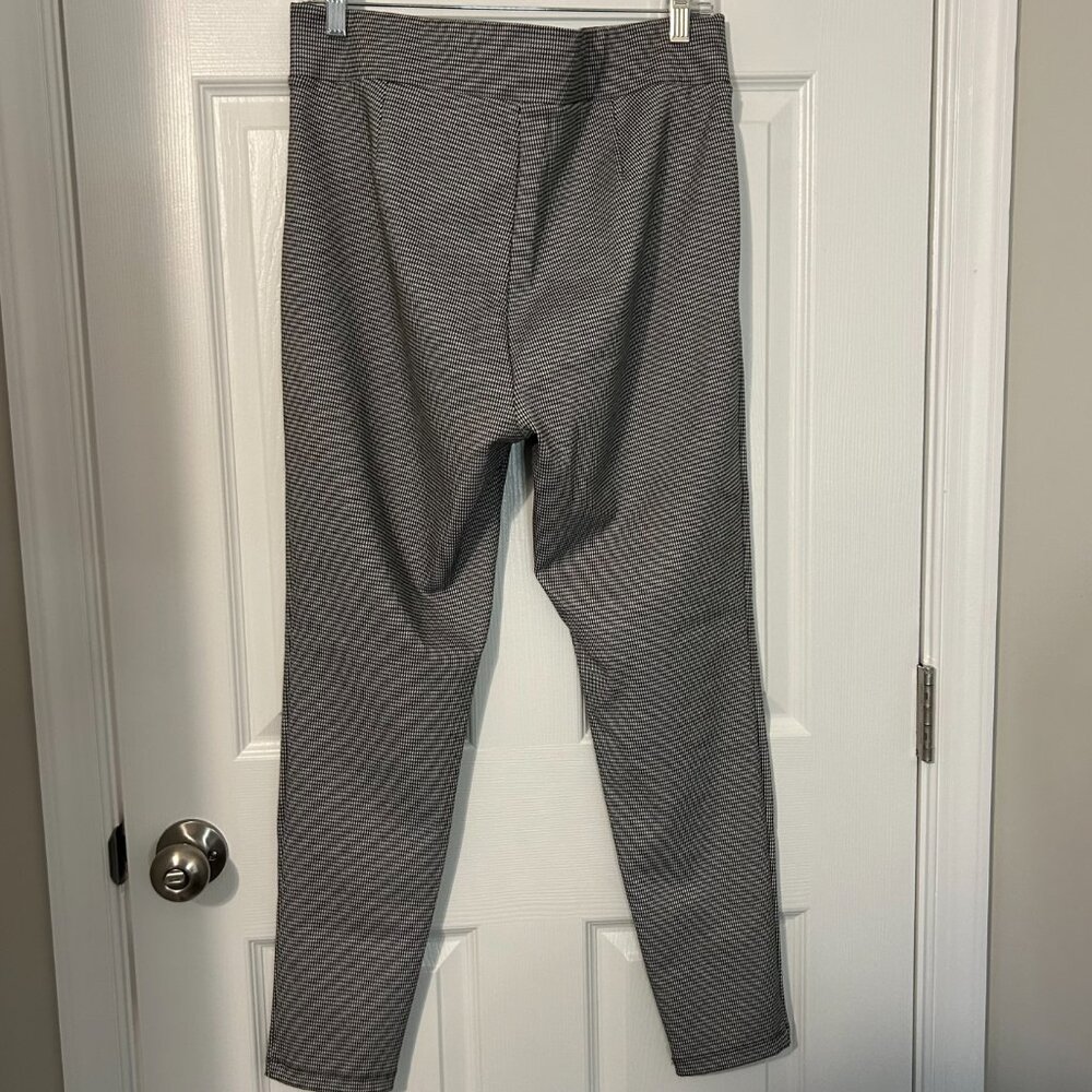 LOFT Houndstooth Ponte Ankle Legging - Picture 3 of 6